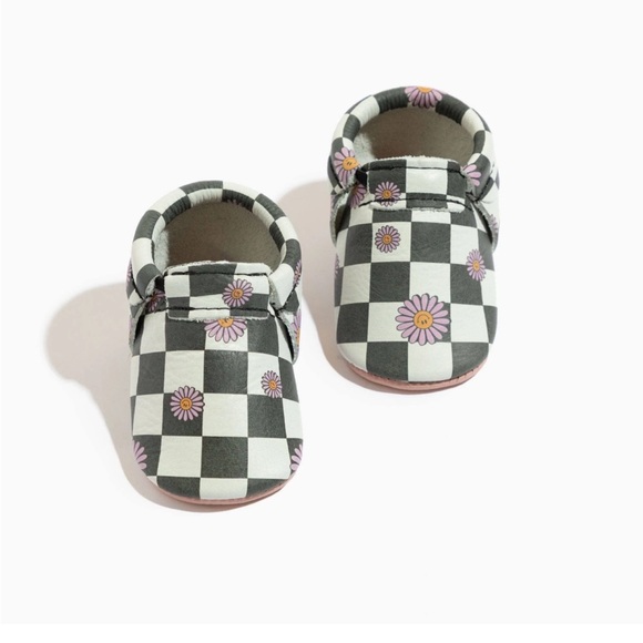Freshly Picked Flower Power Check City Baby Shoe NWT - Picture 1 of 6